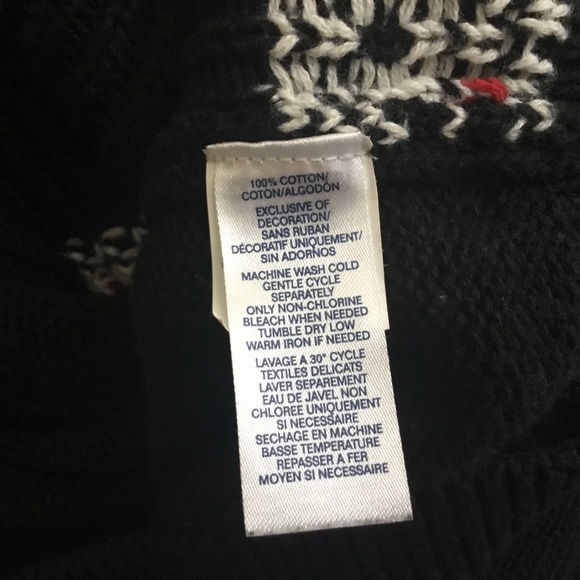 Lk New CHAPS black white red Moose 1/2 zip sweater M - Picture 6 of 6